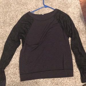 Long sleeve lululemon shirt